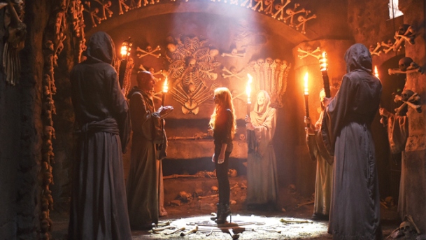 SHADOWHUNTERS - "1002" - Clary's memories might be the key to finding her mother and the Mortal Cup. (ABC Family/John Medland) STEPHEN HART, KATHERINE MCNAMARA