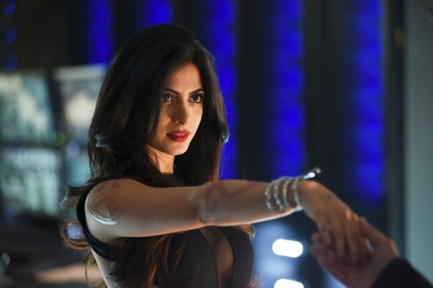 SHADOWHUNTERS - “The Descent Into Hell is Easy" - Clary’s memories may be the key to finding her mother and The Mortal Cup in “The Descent Into Hell is Easy,” an all-new episode of “Shadowhunters,” airing Tuesday, January 19th at 9:00 – 10:00 p.m., EST/PST on Freeform, the new name for ABC Family. ABC Family is becoming Freeform on January 12, 2016. (ABC Family/John Medland) EMERAUDE TOUBIA